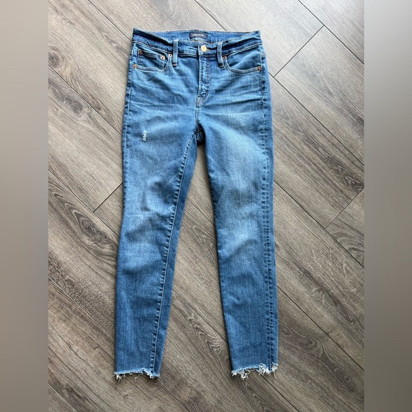J. Crew Denim - J. Crew 9” High Rise Toothpick Women's Skinny Jeans Raw Hem Size 26 Medium Wash